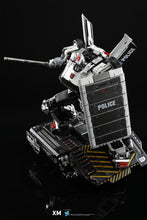 XM Studios Prowl 1/10 Scale Statue