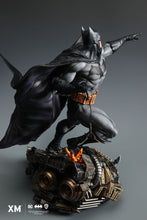 XM Studios Batman Classic 1/6 Scale Statue