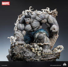Queen Studios Hulk (Grey) 1/4 Scale Statue
