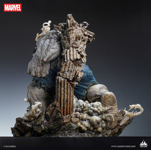 Queen Studios Hulk (Grey) 1/4 Scale Statue