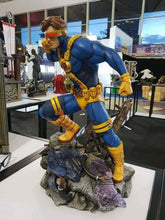 XM Studios Cyclops (Version A - 1 Torso) 1:4 Scale Statue