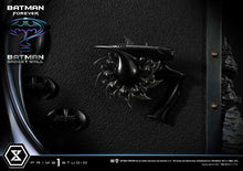 Batman Gadget Wall (Batman Forever) (Ultimate Bonus Version) 1/3 Scale Statue