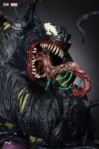 XM Studios Venomized Hulk (Version B - 2 Torsos) 1/4 Scale Statue