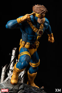 XM Studios Cyclops (Version B - 1 Torsos) 1:4 Scale Statue