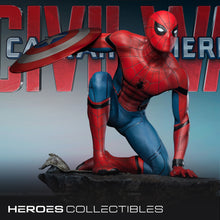 Queen Studios Spider-man (Movie Edition) 1:4 Scale Statue (2 Versions)